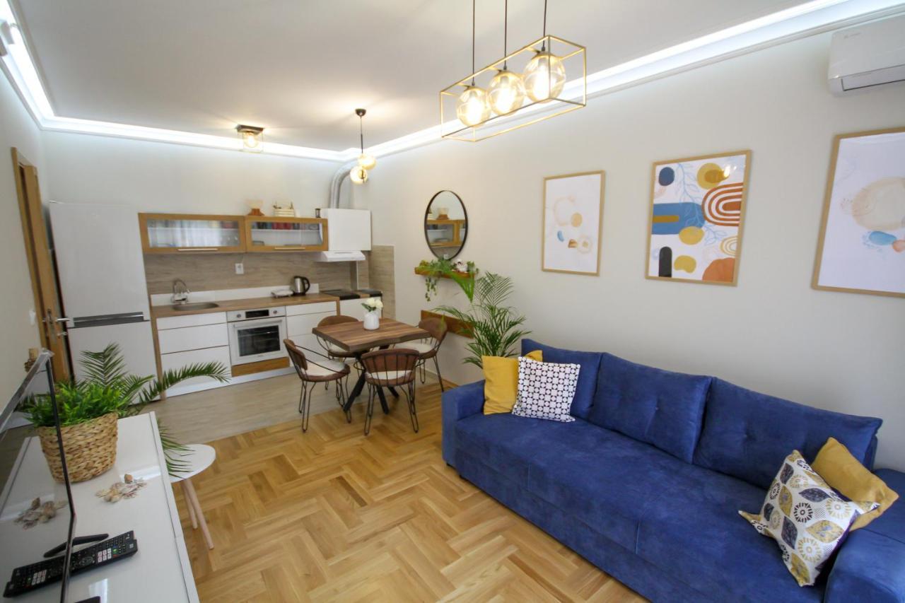 Laki Apartment Tivat Exterior photo